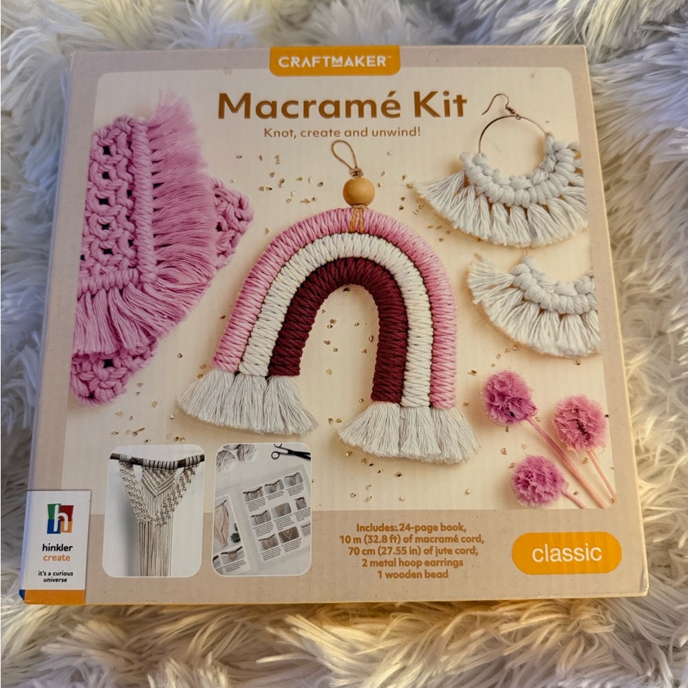 Craftmaker Macramé Kit with Pink and Cream Materials